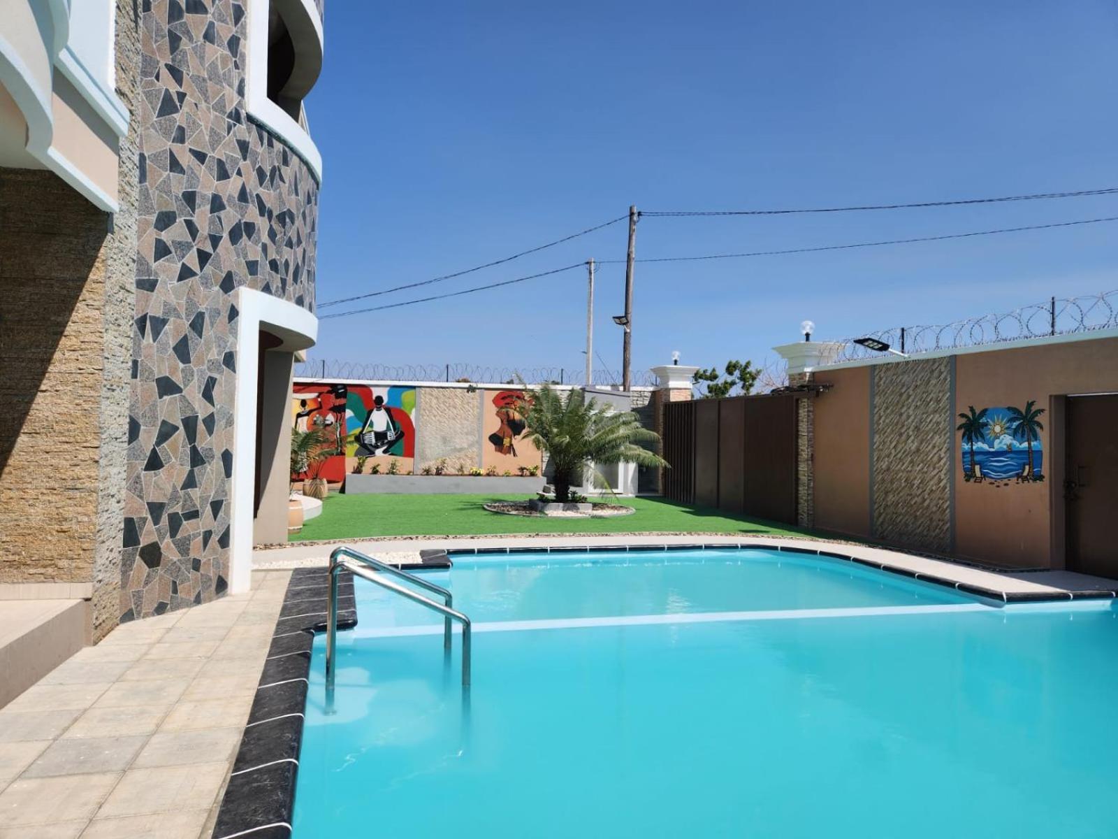 מאהאג'נגה Ocean Heaven Hotel מראה חיצוני תמונה