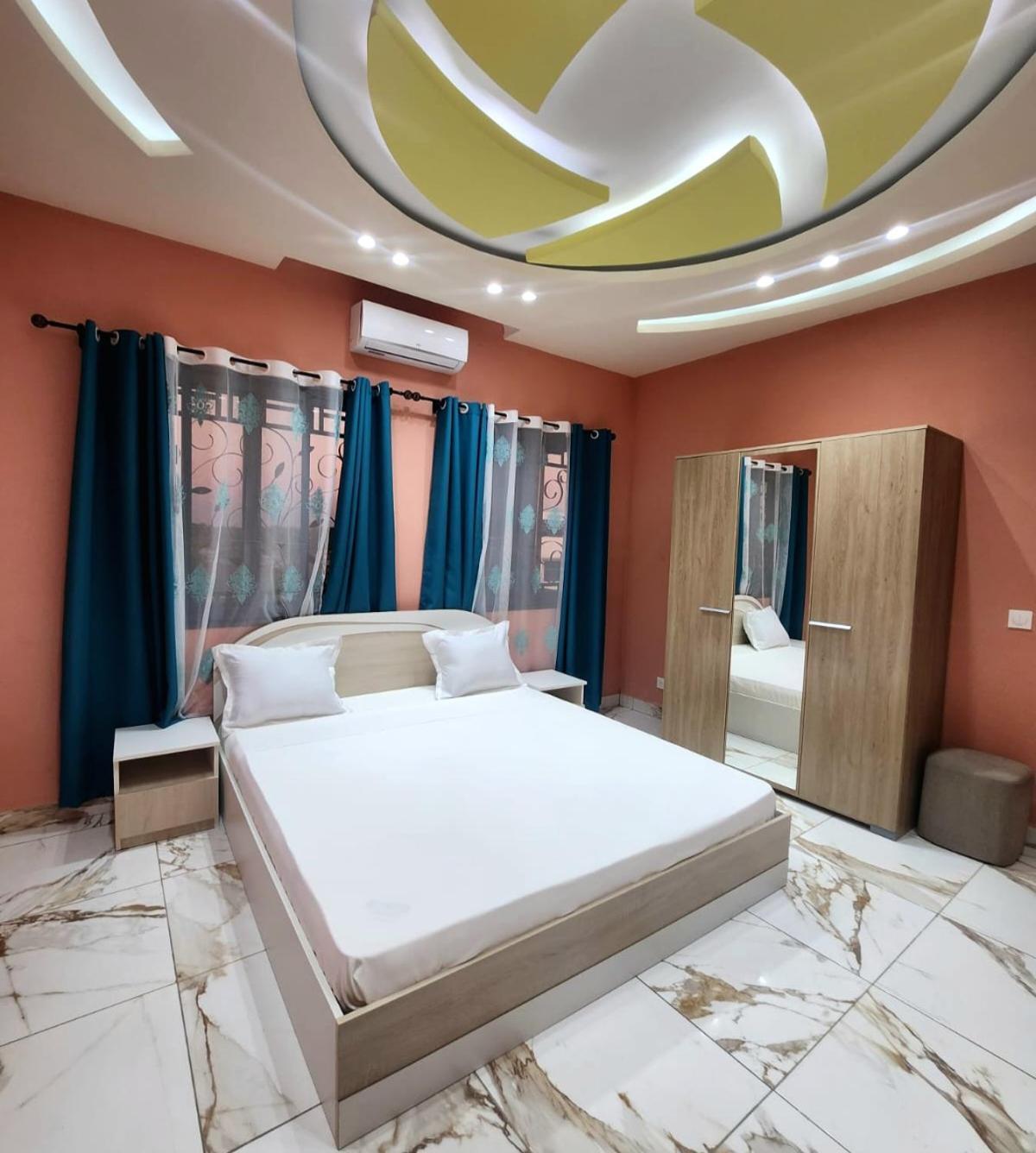 מאהאג'נגה Ocean Heaven Hotel מראה חיצוני תמונה
